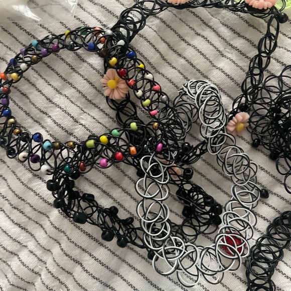 Colorful Accessories Set - Picture 2 of 8